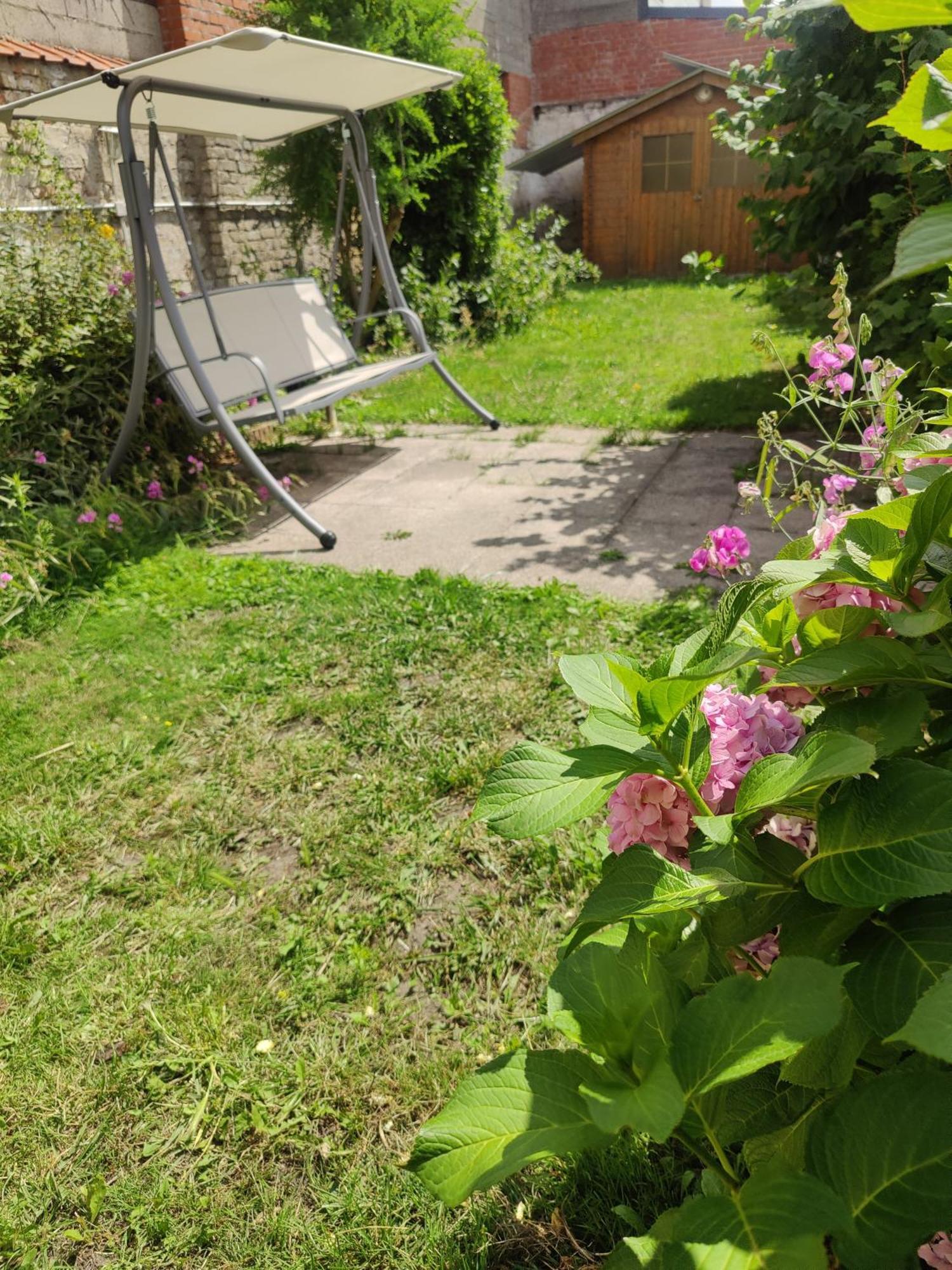 Maison De Ville Restylee Avec Jardin, Proche Gare Dunkirk Exterior foto